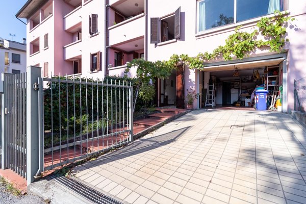 casa indipendente in vendita a Langhirano in zona Case Schianchi