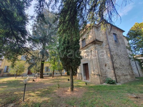 casa indipendente in vendita a Langhirano in zona Pilastro