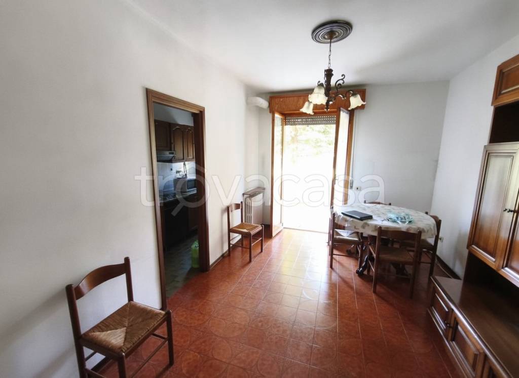 appartamento in vendita a Langhirano in zona Case Schianchi