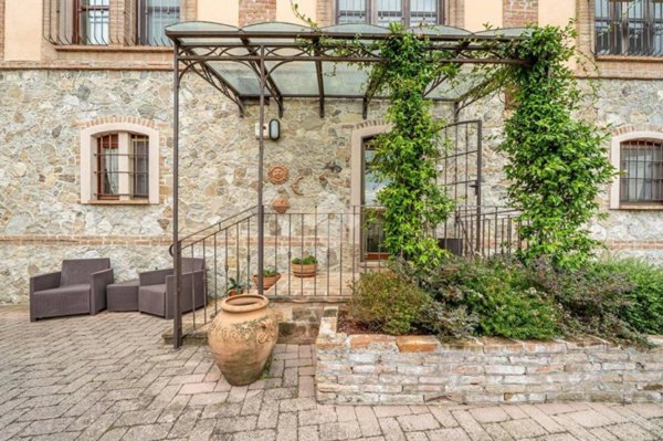 casa indipendente in vendita a Langhirano in zona Mattaleto