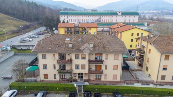 appartamento in vendita a Lesignano de' Bagni in zona Mulazzano Ponte