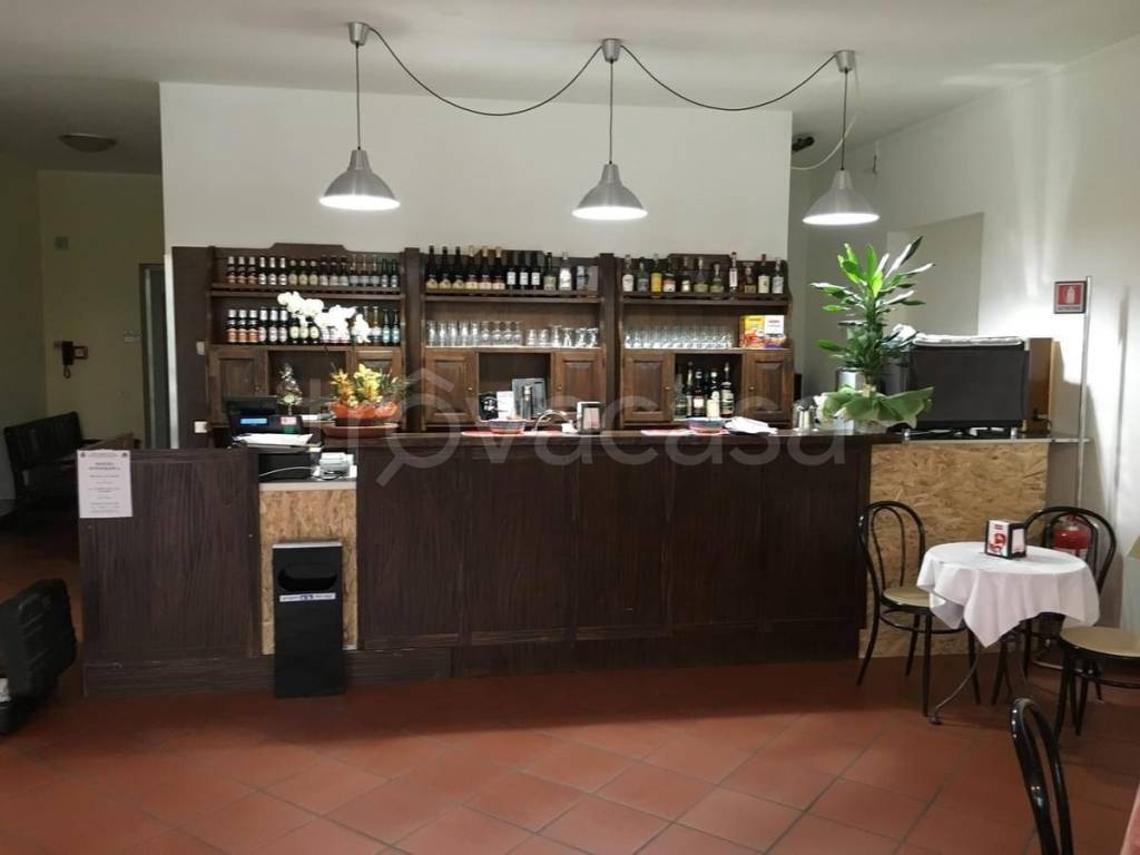 negozio in vendita a Lesignano de' Bagni