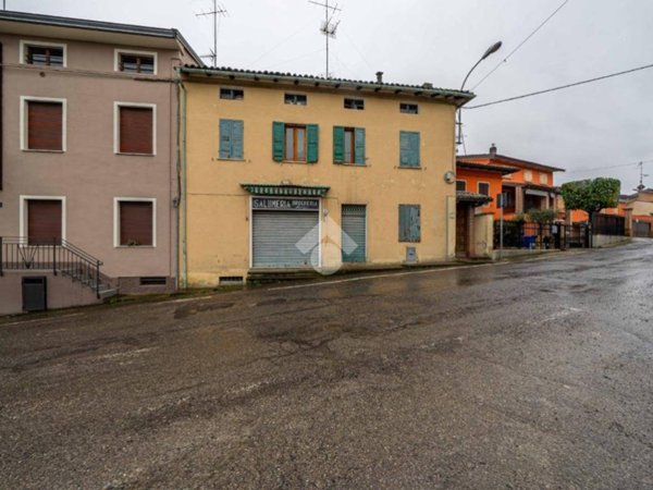 appartamento in vendita a Lesignano de' Bagni