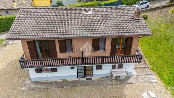 pentavano in vendita a Lesignano de' Bagni