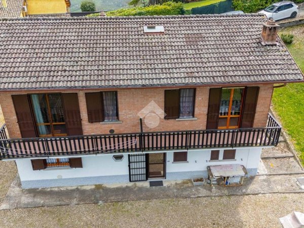 pentavano in vendita a Lesignano de' Bagni