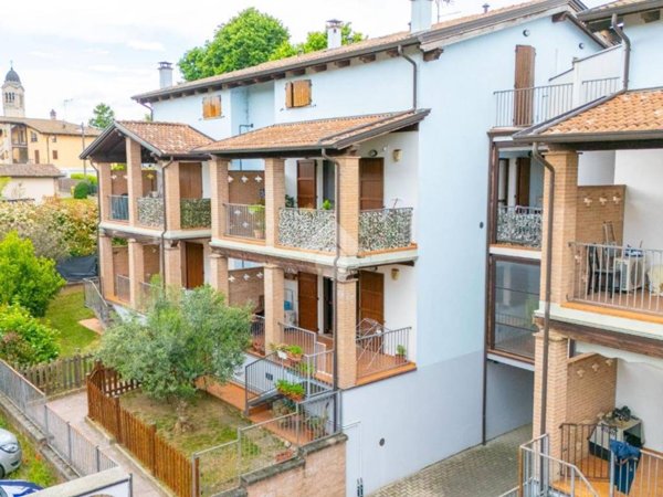 appartamento in vendita a Lesignano de' Bagni