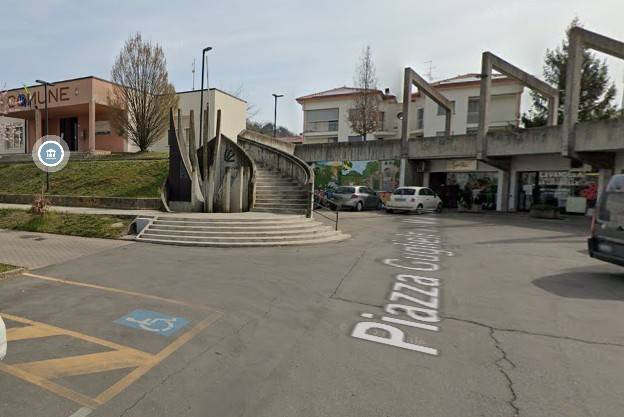 negozio in vendita a Lesignano de' Bagni