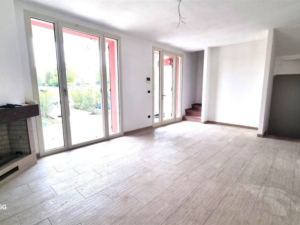 casa indipendente in vendita a Lesignano de' Bagni in zona Santa Maria del Piano