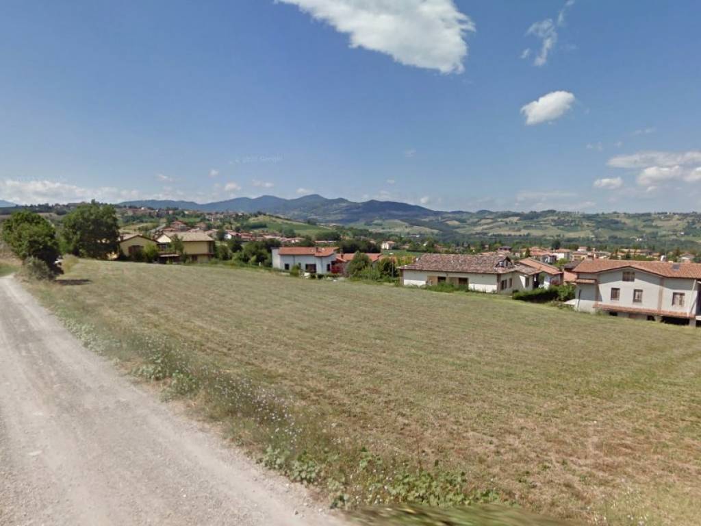casa indipendente in vendita a Lesignano de' Bagni