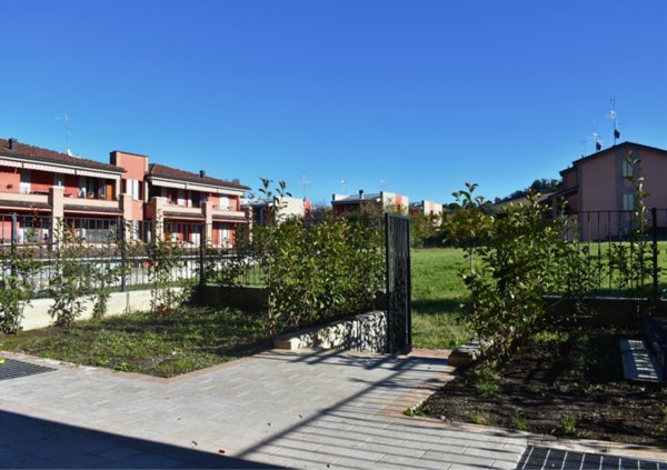 casa indipendente in vendita a Lesignano de' Bagni in zona Santa Maria del Piano