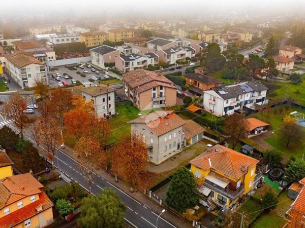 casa indipendente in vendita a Lesignano de' Bagni