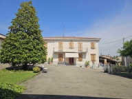 casa indipendente in vendita a Lesignano de' Bagni in zona Stadirano