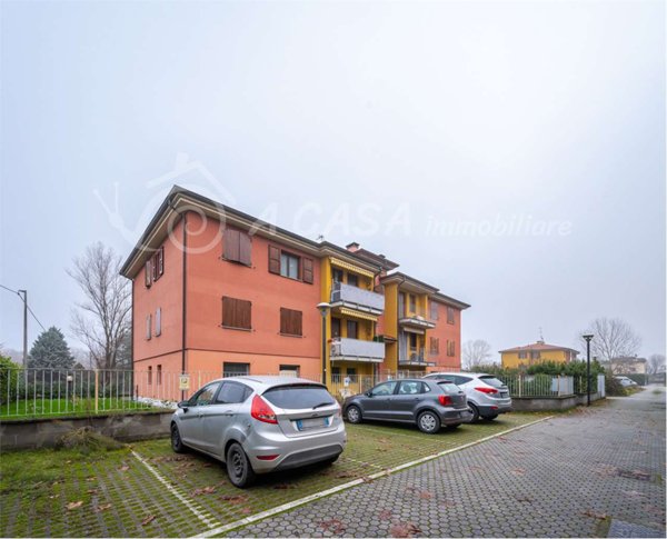 appartamento in vendita a Lesignano de' Bagni in zona Santa Maria del Piano