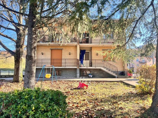 appartamento in vendita a Lesignano de' Bagni in zona Mulazzano Ponte