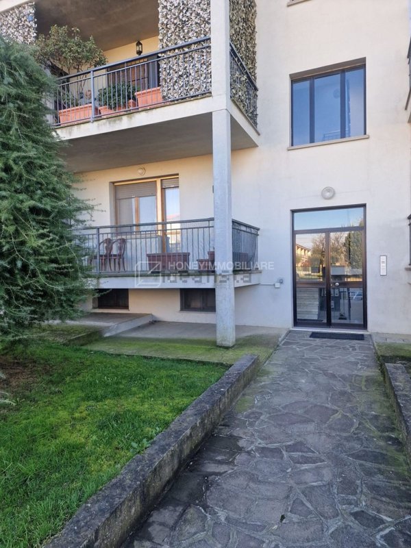 appartamento in vendita a Lesignano de' Bagni