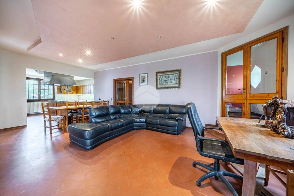 casa indipendente in vendita a Lesignano de' Bagni in zona Costa