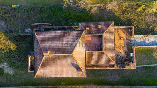 casa indipendente in vendita a Lesignano de' Bagni