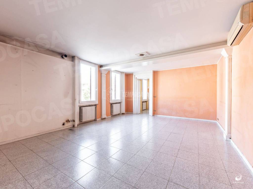 appartamento in vendita a Medesano in zona Felegara