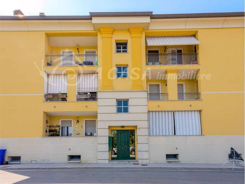 appartamento in vendita a Medesano in zona Felegara