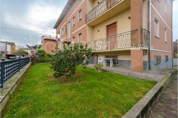 appartamento in vendita a Medesano in zona Felegara