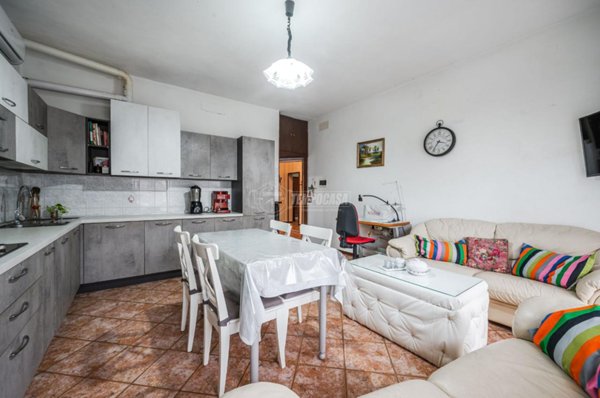 appartamento in vendita a Medesano in zona Felegara