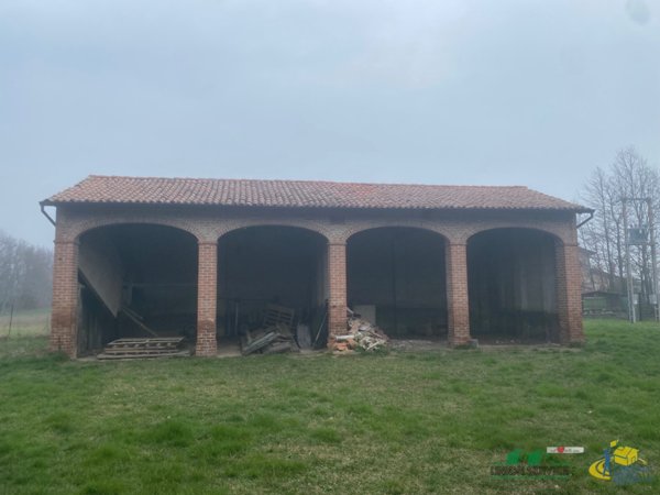 casa indipendente in vendita a Medesano