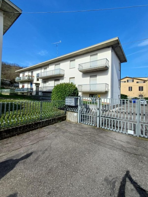 appartamento in vendita a Medesano in zona Felegara