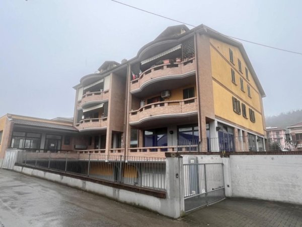 appartamento in vendita a Medesano in zona Felegara