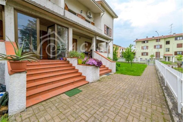 appartamento in vendita a Medesano in zona Felegara