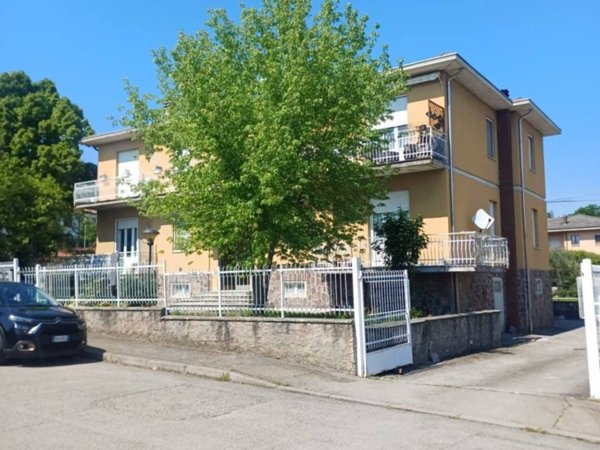 appartamento in vendita a Medesano in zona Ramiola