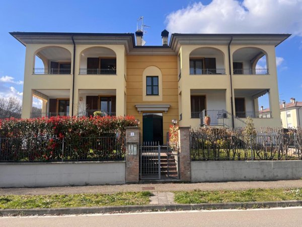 appartamento in vendita a Medesano in zona Ramiola