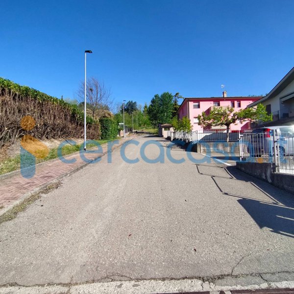 terreno edificabile in vendita a Medesano in zona Sant'Andrea Bagni