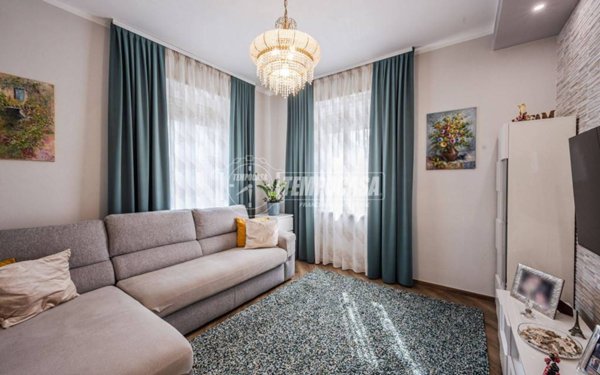 casa indipendente in vendita a Medesano in zona Felegara