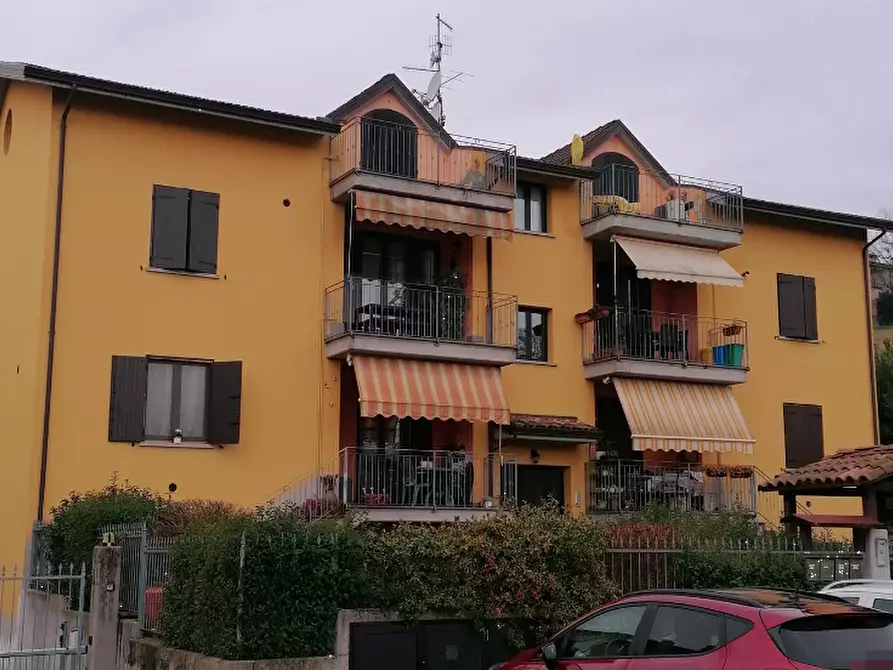 locale di sgombero in vendita a Medesano in zona Sant'Andrea Bagni