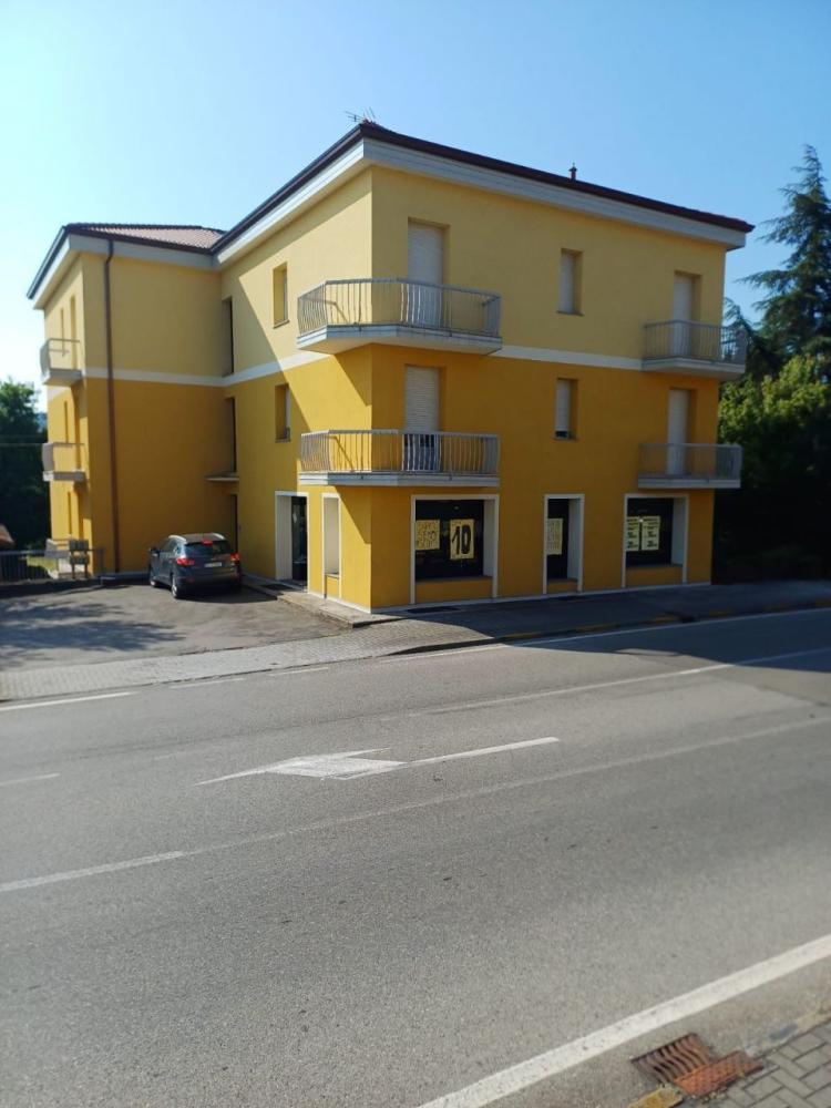 appartamento in vendita a Medesano in zona Ramiola