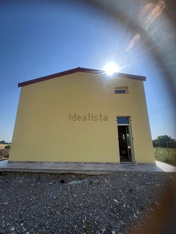 casa indipendente in vendita a Medesano in zona Miano