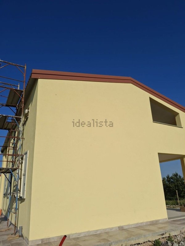 casa indipendente in vendita a Medesano in zona Miano