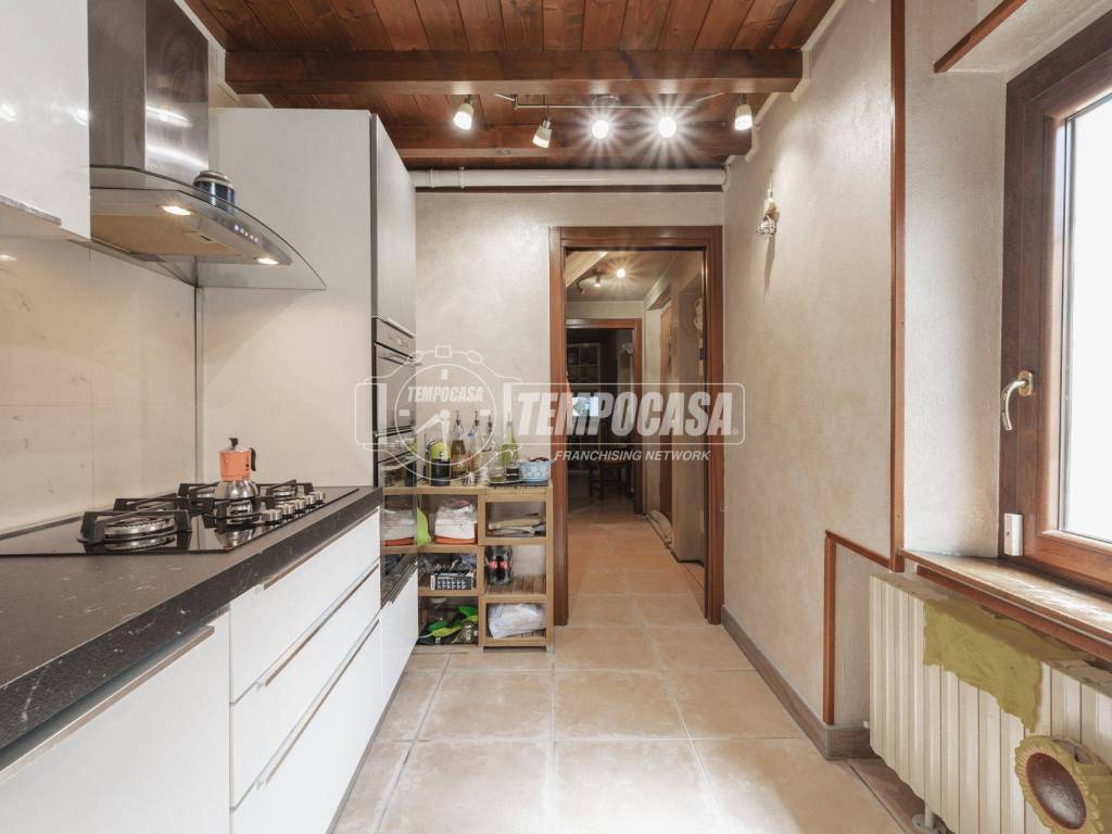 casa indipendente in vendita a Medesano