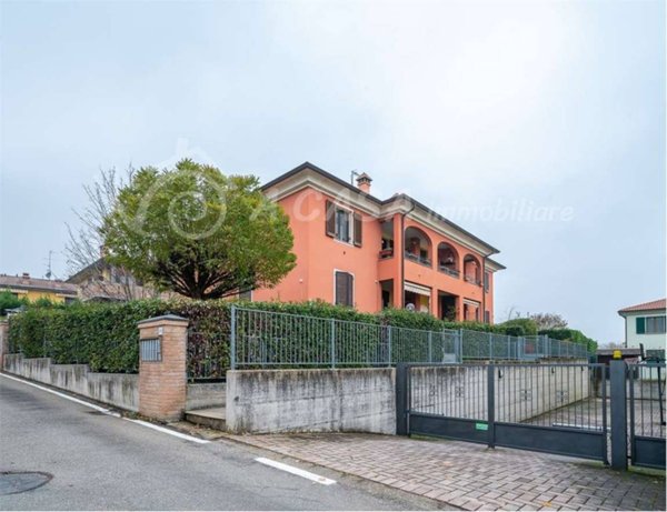 appartamento in vendita a Medesano in zona Ramiola