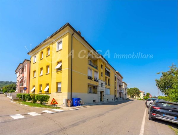 appartamento in vendita a Medesano in zona Felegara
