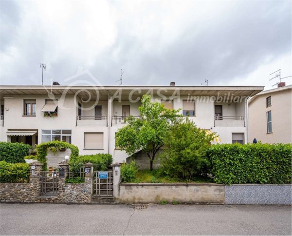 casa indipendente in vendita a Medesano