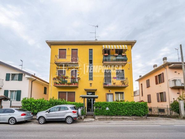 appartamento in vendita a Medesano in zona Felegara