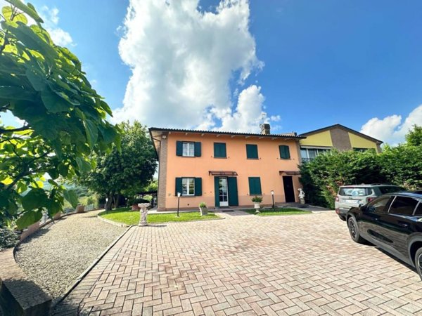 casa indipendente in vendita a Medesano