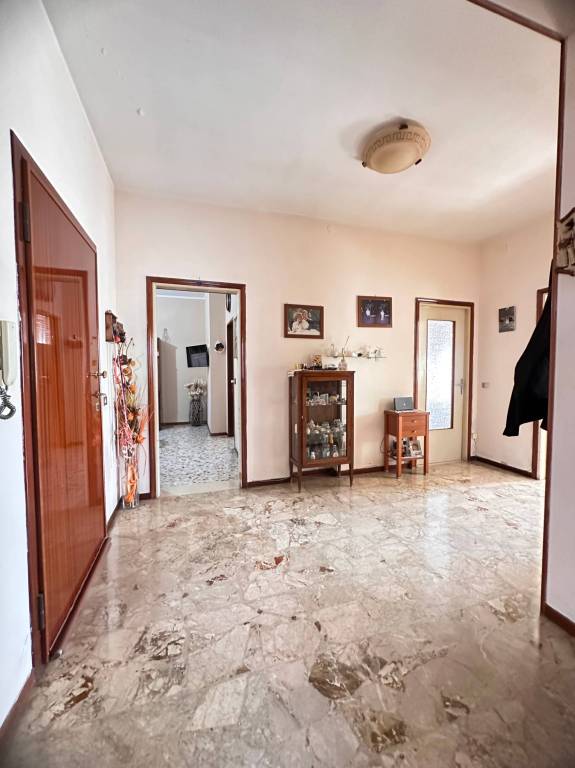 appartamento in vendita a Medesano in zona Felegara