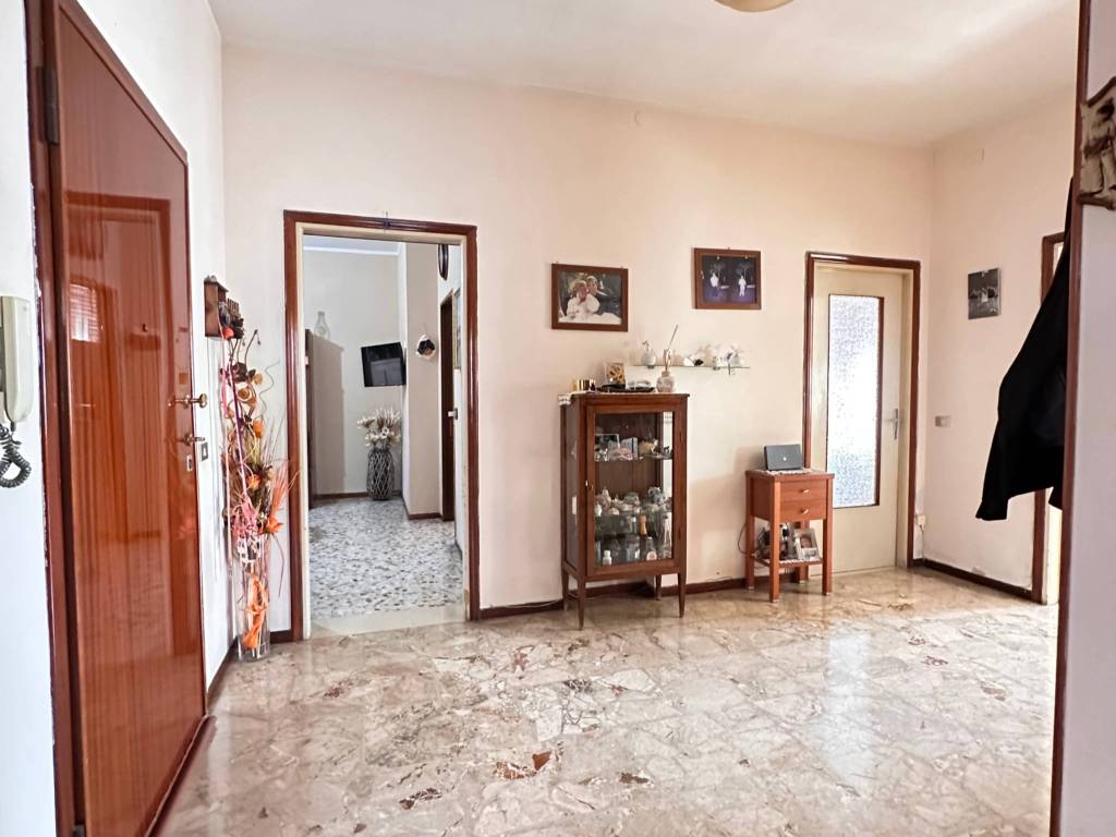appartamento in vendita a Medesano in zona Felegara