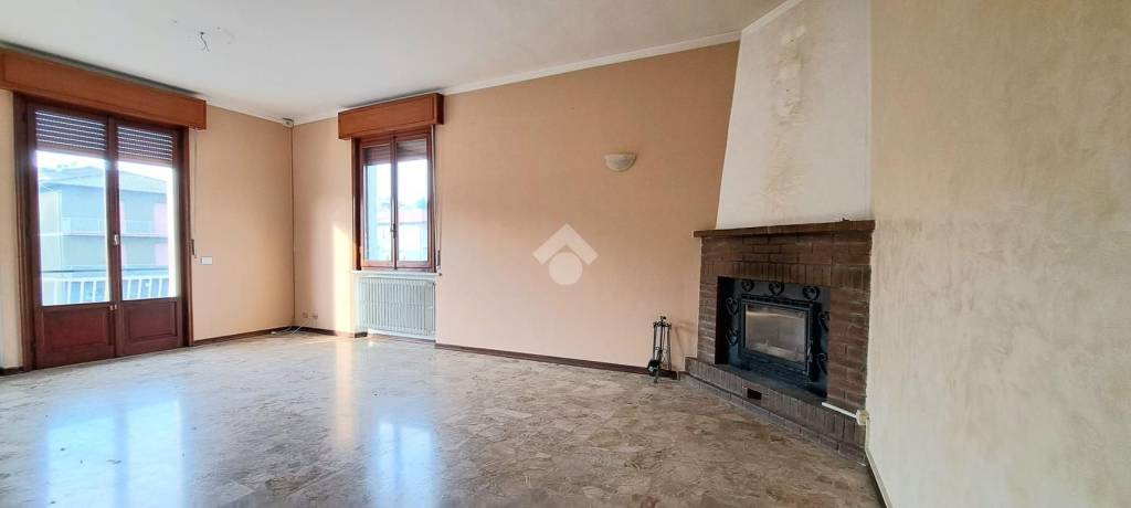 appartamento in vendita a Medesano in zona Ramiola