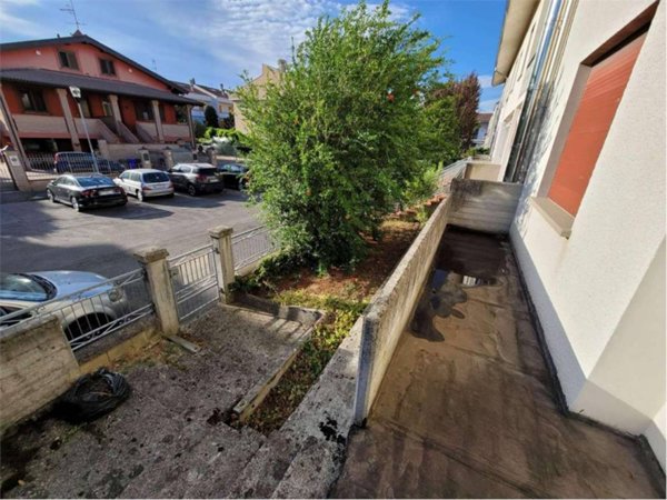 casa indipendente in vendita a Medesano