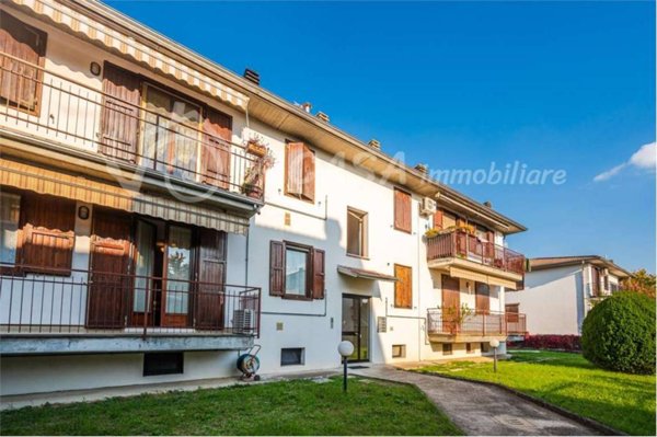 appartamento in vendita a Medesano in zona Felegara