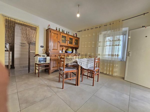 casa semindipendente in vendita a Medesano in zona Felegara