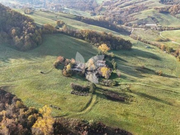 casa indipendente in vendita a Medesano